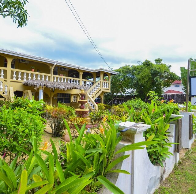 Belize Bed and Breakfast Gallery